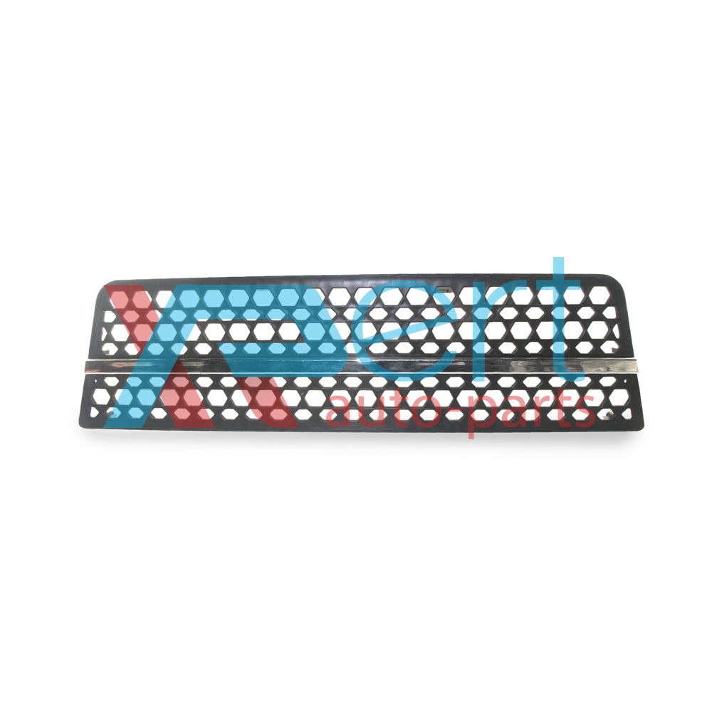 Решетка переднего бампера средняя (оригинал) A15FL